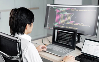 黔西南 ,php声明和调用变量的符号是什么？